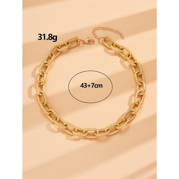 Minimalist chunky gold Chain Necklace - Picture 3 of 10